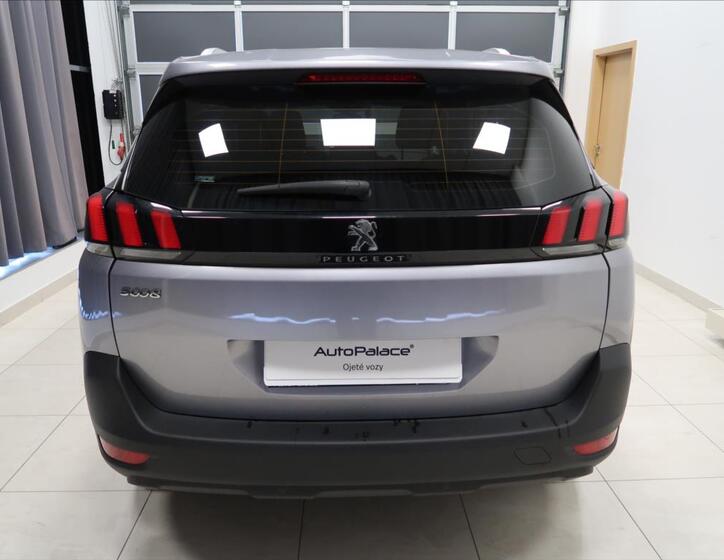 Peugeot 5008 5