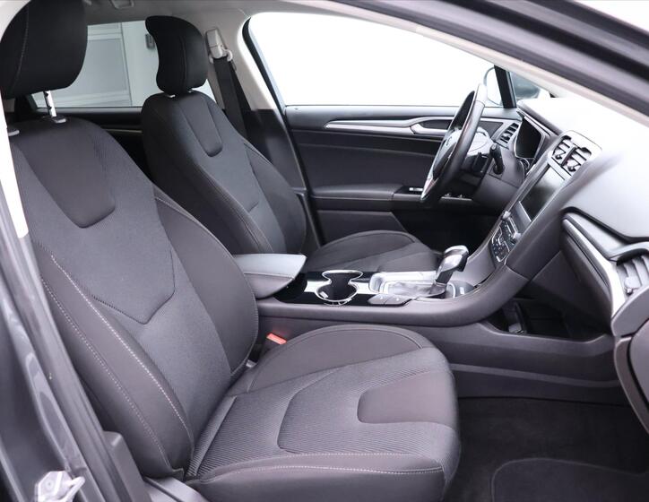 Ford Mondeo 13