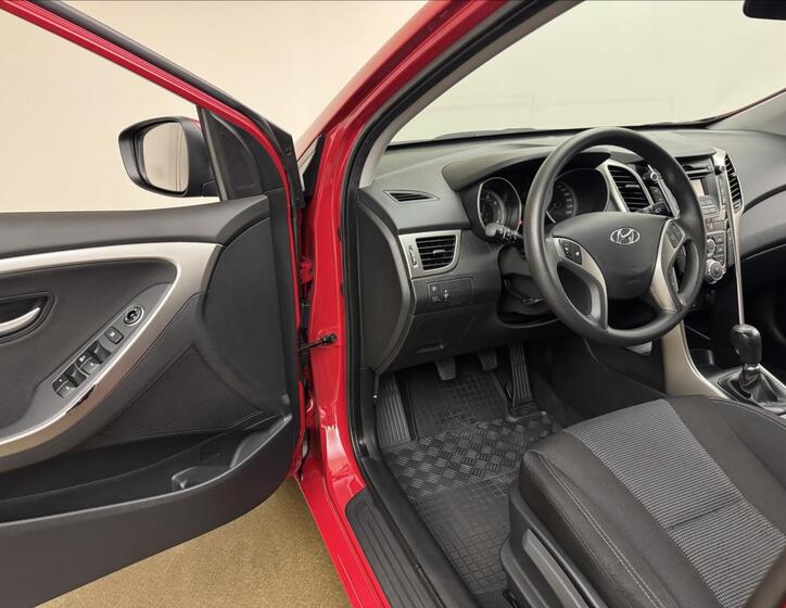 Hyundai i30 20