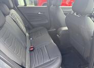 Jeep Avenger 11