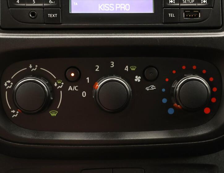 Renault Trafic 24