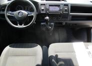 Volkswagen Caravelle 11