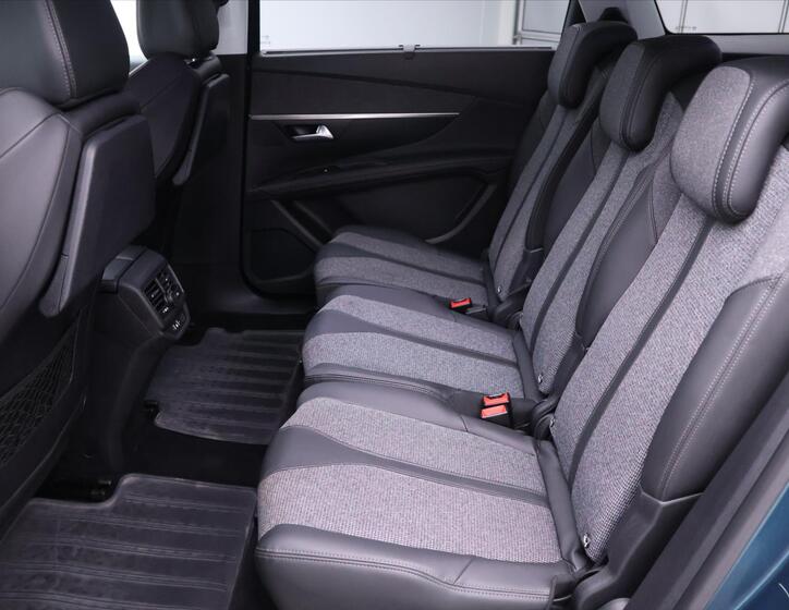 Peugeot 5008 18