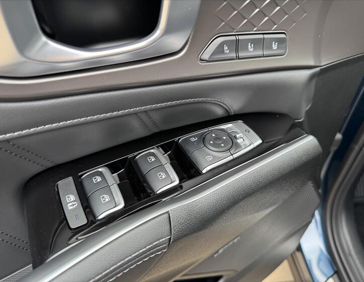 KIA Sorento 11