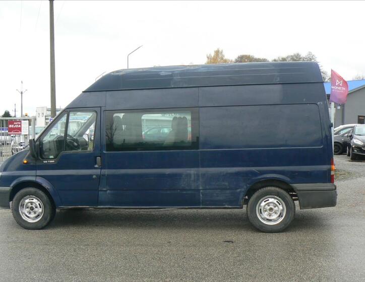 Ford Transit 8