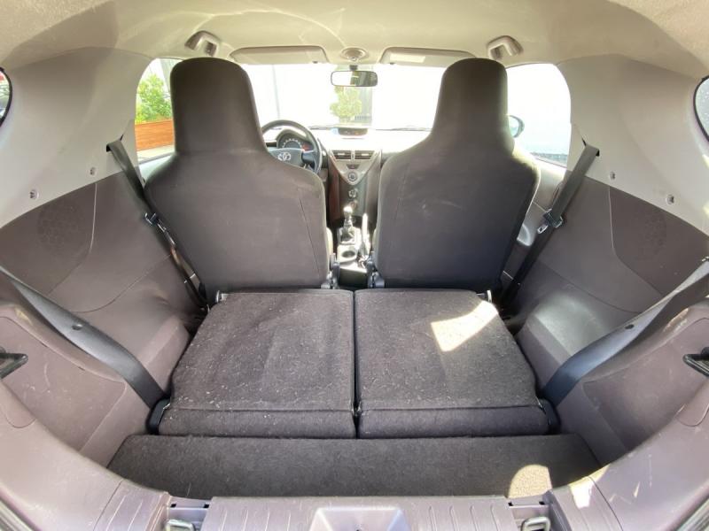 Toyota iQ