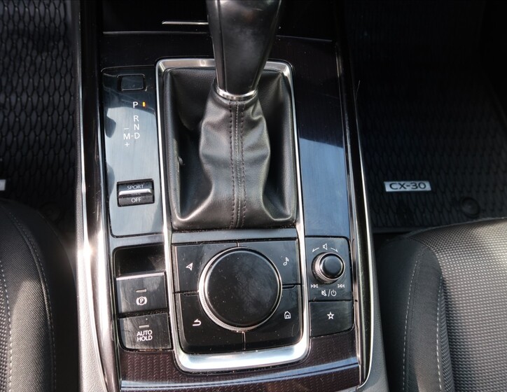Mazda CX-30 22