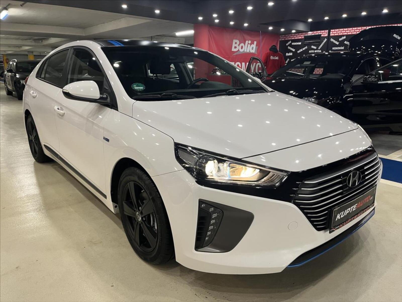 Hyundai IONIQ 7