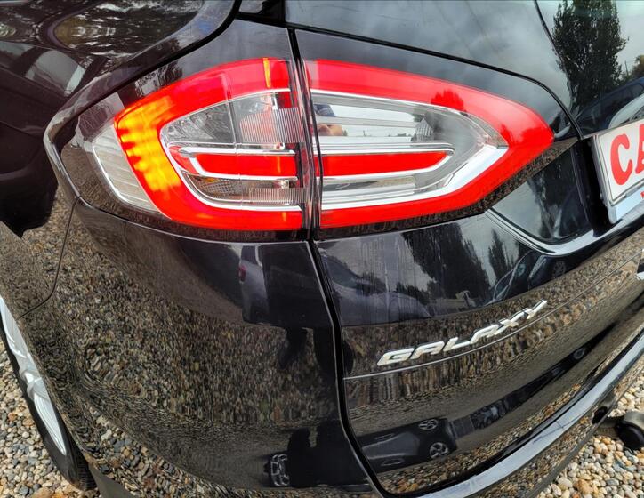 Ford Galaxy 44