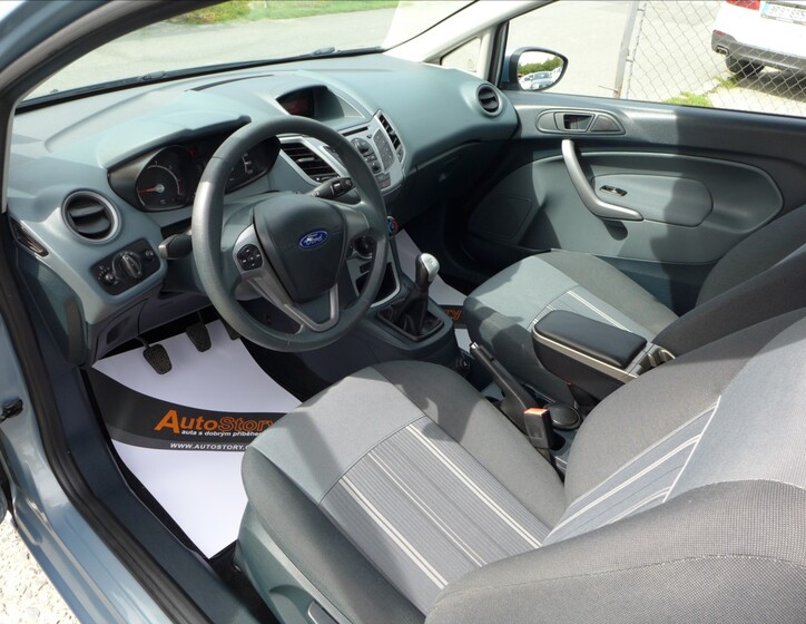 Ford Fiesta 15