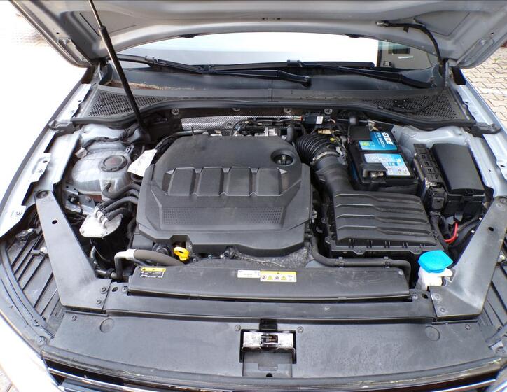 Volkswagen Passat 30