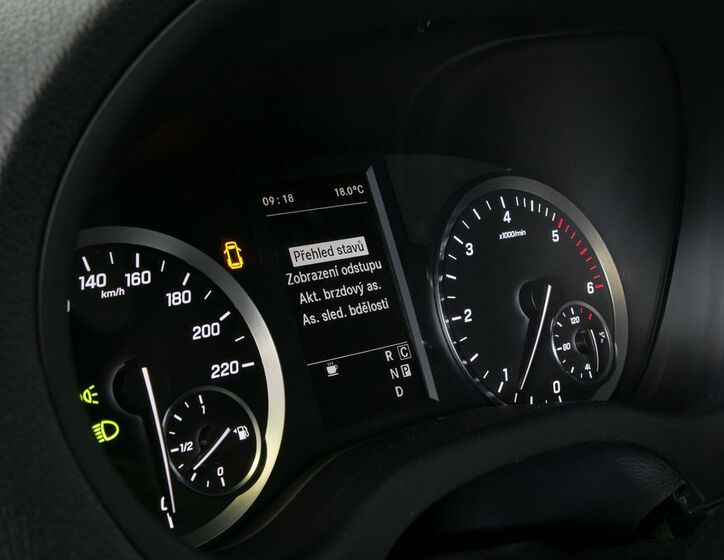 Mercedes-Benz Vito 28
