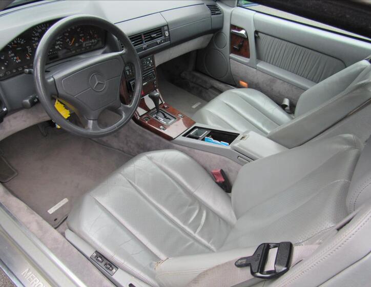 Mercedes-Benz SL 26