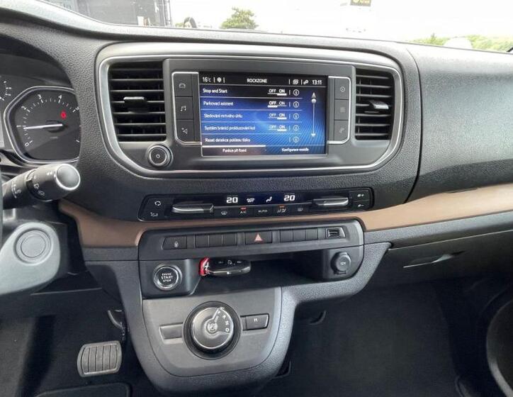 Toyota ProAce Verso 19