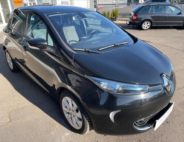 Renault ZOE 5
