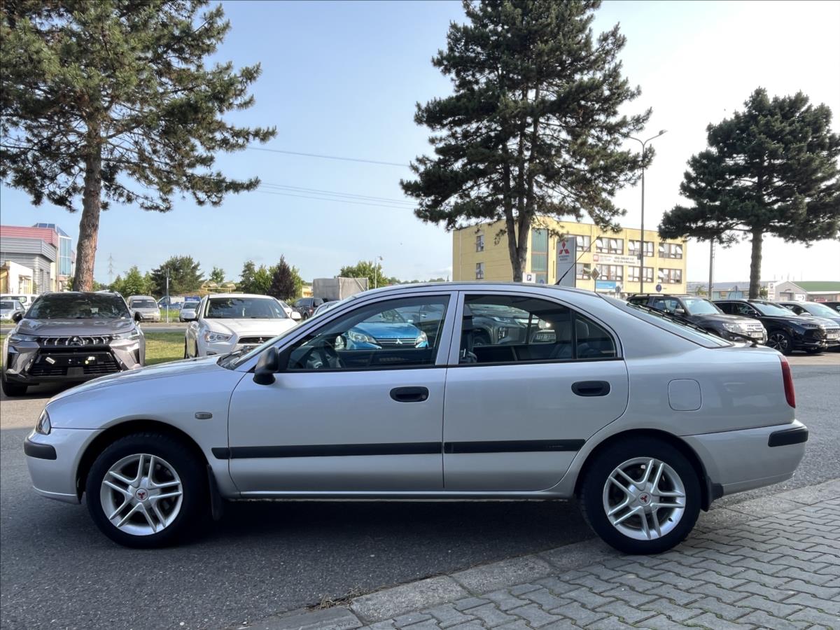 Mitsubishi Carisma