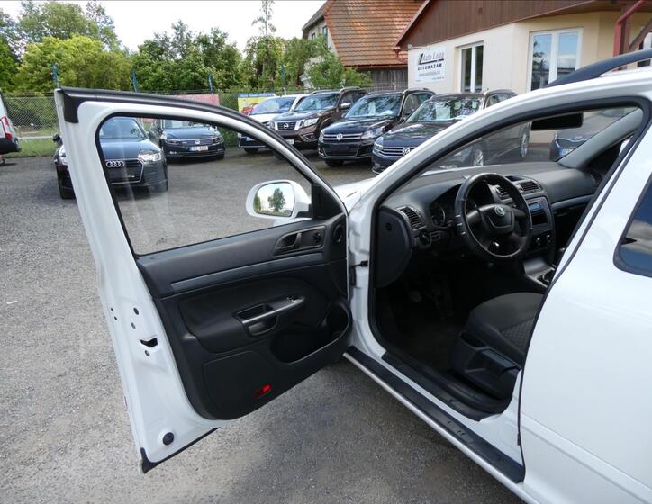 Škoda Octavia 16