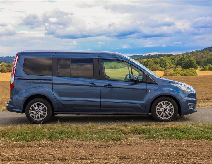 Ford Tourneo Connect 8