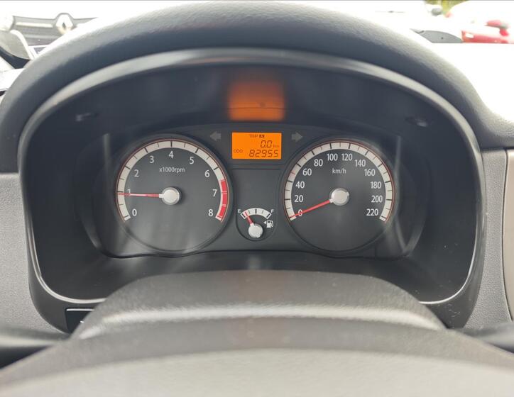 KIA Rio 18