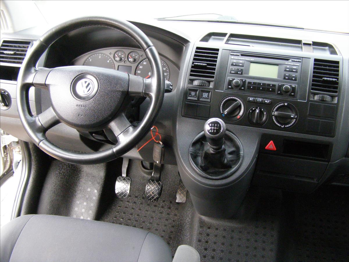 Volkswagen Caravelle