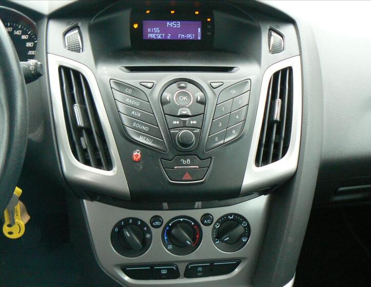 Ford Focus 13