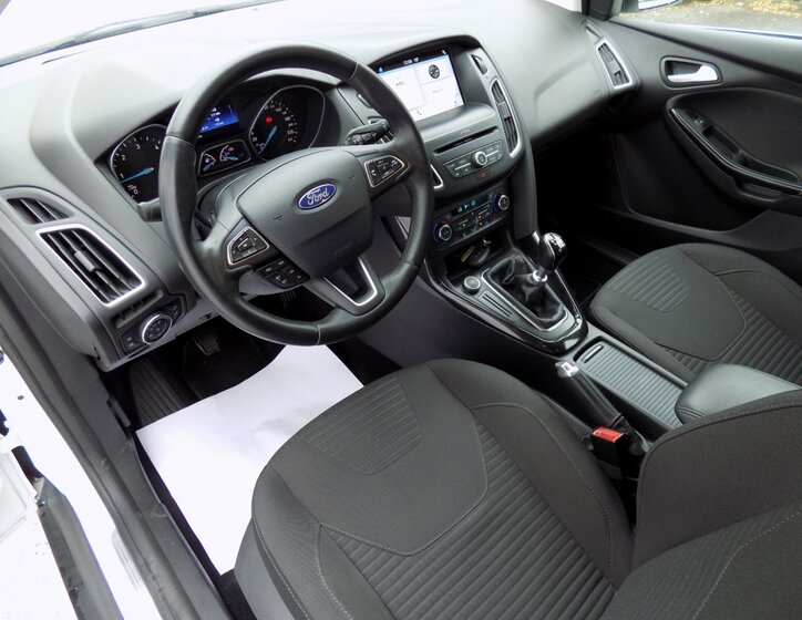 Ford Focus 11