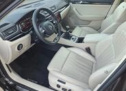Škoda Superb 9