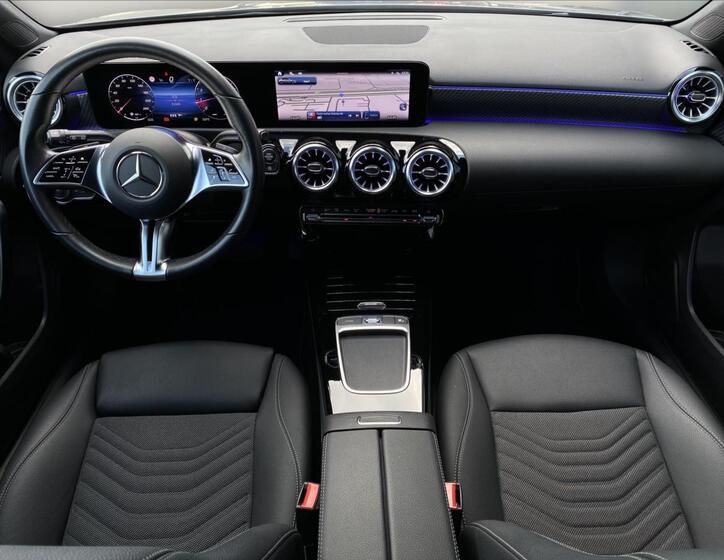 Mercedes-Benz Třídy A 12