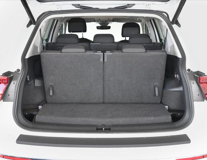Volkswagen Tiguan Allspace 6