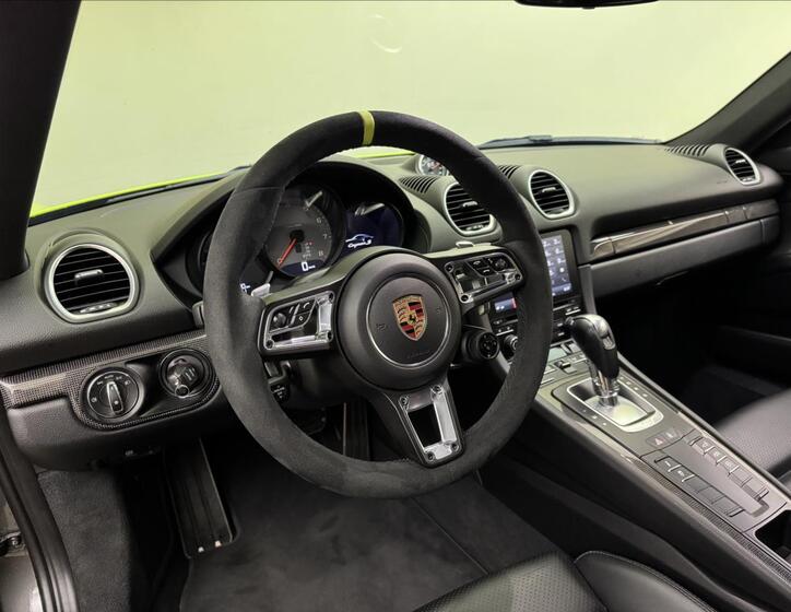 Porsche Cayman 13
