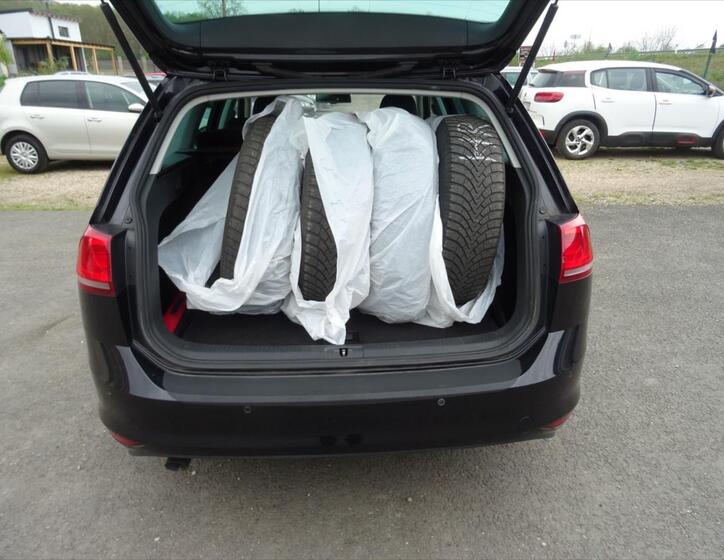 Volkswagen Golf 31