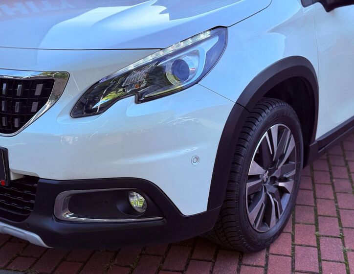 Peugeot 2008 3