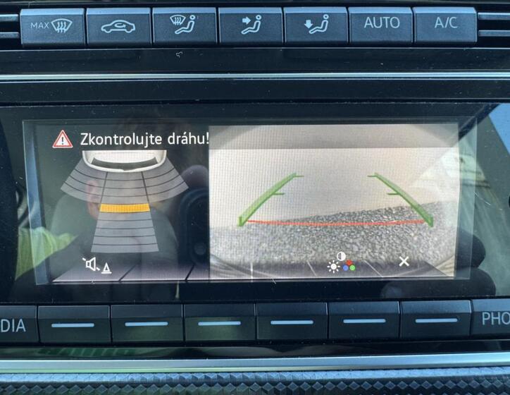 Volkswagen up! 44