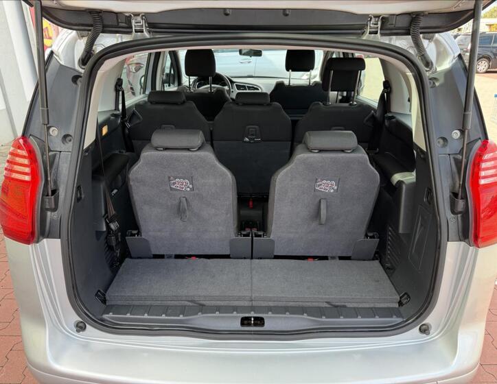 Peugeot 5008 14