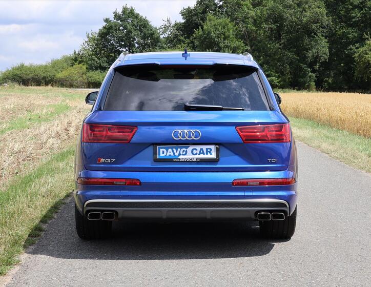 Audi SQ7 6