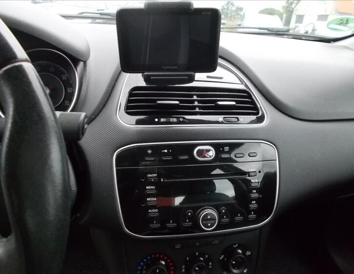 Fiat Grande Punto 21