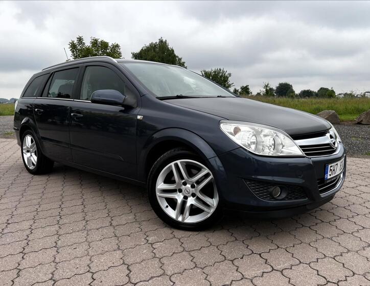Opel Astra 2