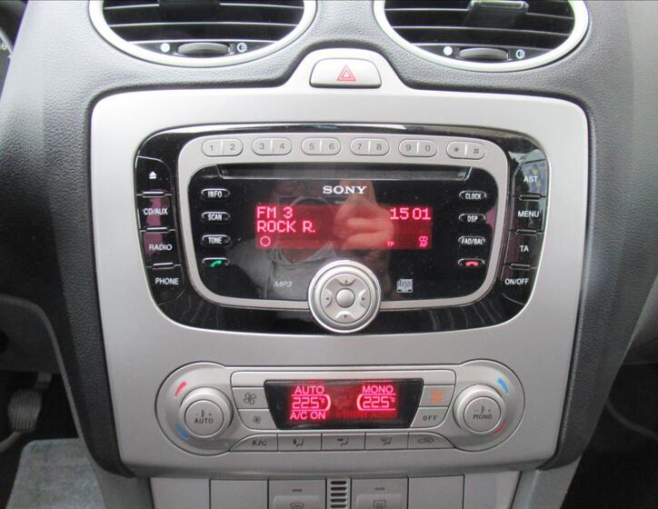 Ford Focus 10