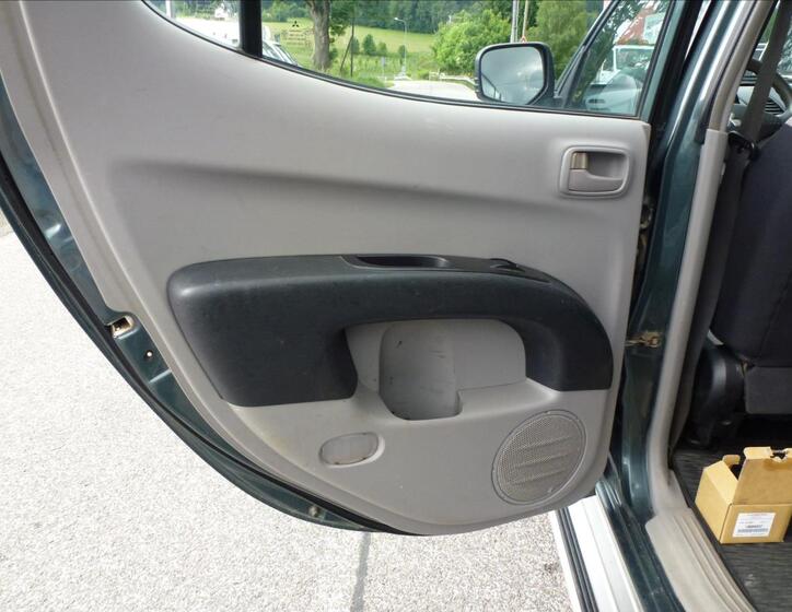 Mitsubishi L200 17