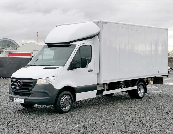 Mercedes-Benz Sprinter 1