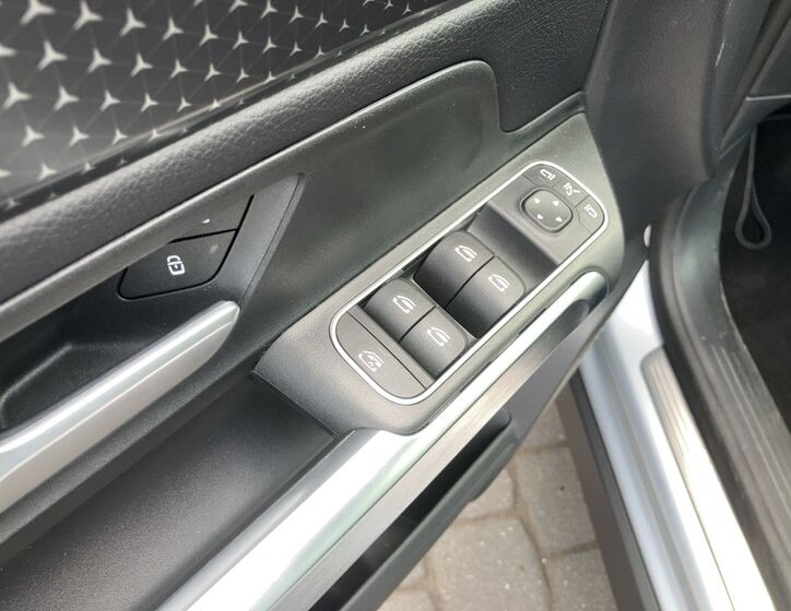 Mercedes-Benz GLB 24