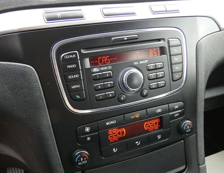 Ford Galaxy 34