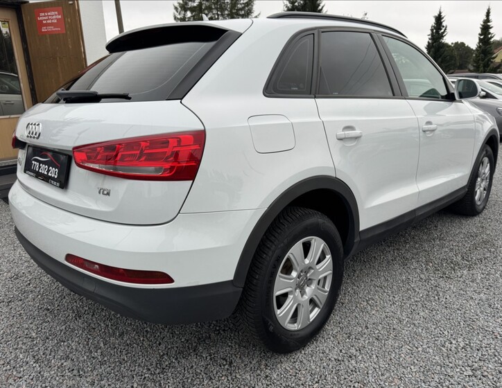 Audi Q3 7
