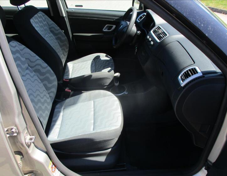 Škoda Fabia 13