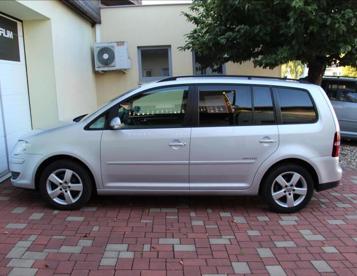 Volkswagen Touran 11
