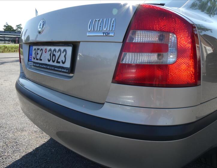 Škoda Octavia 9