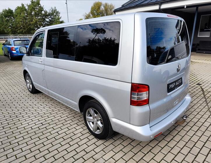 Volkswagen Caravelle 6