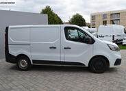 Renault Trafic 4