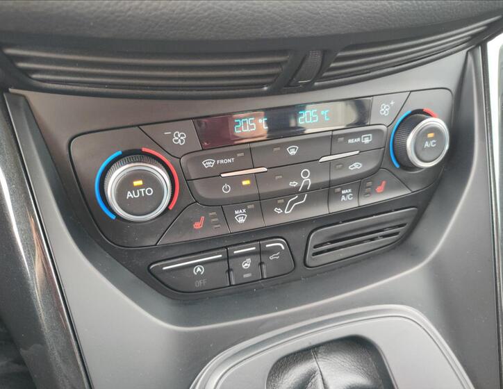 Ford Kuga 26