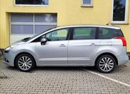 Peugeot 5008 8